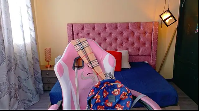 Sofii cutee online show from January 2026 12:53:01 PM