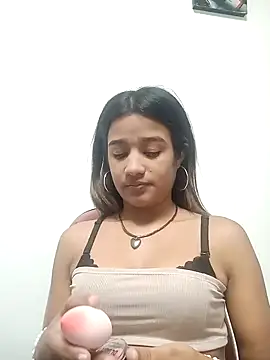 Snapshot of Jenner_Macpherson chatting on February 2025 12:37:01 PM Jenner Macpherson online show from February 2025 12:37:01 PM