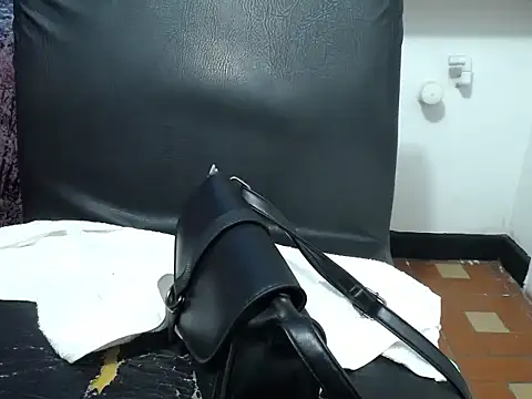 susy pervertt online show from February 2026 03:20:01 PM