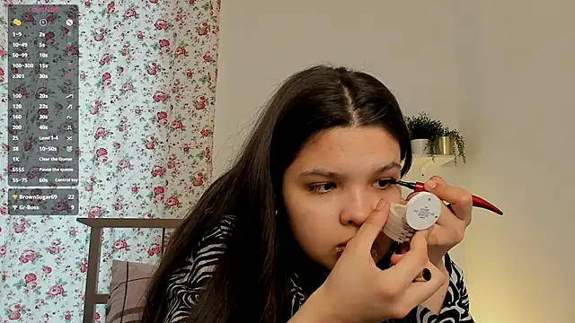 PhilomenaBucker online show from February 2025 10:30:02 AM