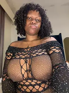 Boneca25 online show from March 2025 07:34:02 PM