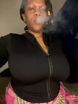 Boneca25 online show from January 2026 06:45:01 PM