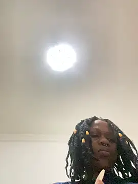 Boneca25 online show from January 2026 12:42:02 PM