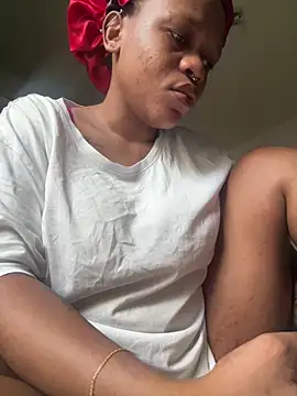 Boneca25 online show from April 2026 11:44:02 AM