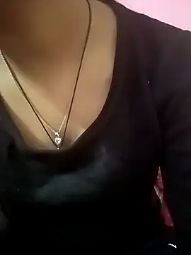 Tanu-00 online show from December 2025 02:56:01 PM