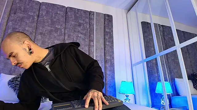 kaletattoo online show from February 2026 11:16:01 AM