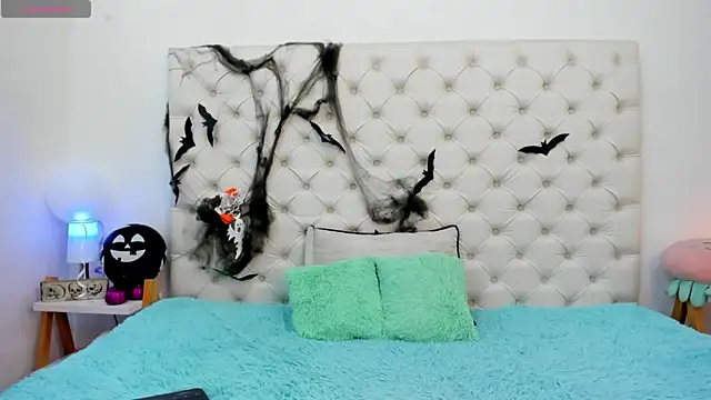 esmeralda06 online show from October 2025 03:22:01 PM