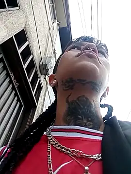 esmeralda06 online show from November 2025 03:00:02 PM