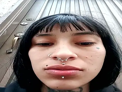 esmeralda06 online show from December 2025 02:15:02 PM