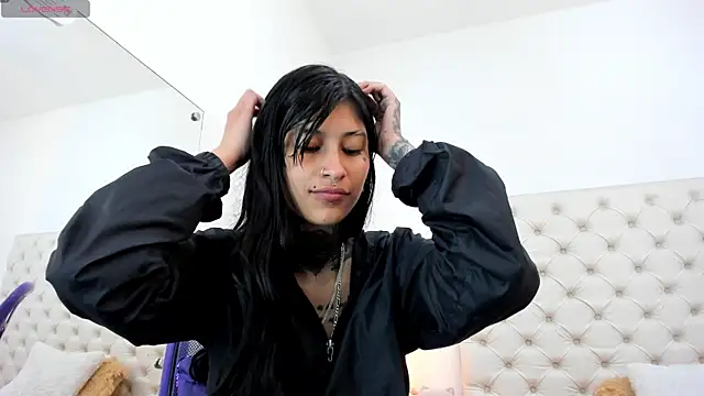 esmeralda06 online show from July 2026 03:03:02 PM
