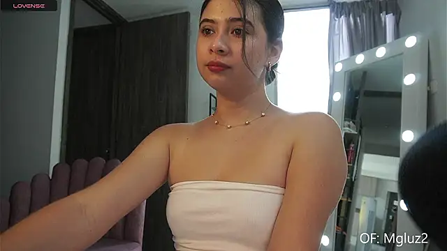 Megancute2  online show from March 2026 07:03:02 PM