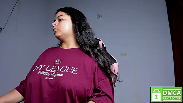 Snapshot of Little_Shaara chatting on October 2025 09:19:01 AM Little Shaara online show from October 2025 09:19:01 AM