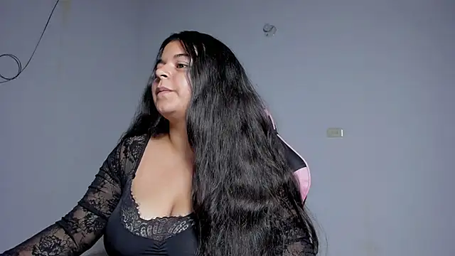 Snapshot of Little_Shaara chatting on September 2025 08:42:01 AM Little Shaara online show from September 2025 08:42:01 AM