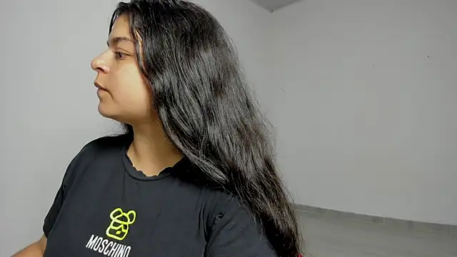Snapshot of Little_Shaara chatting on March 2025 07:57:01 AM Little Shaara online show from March 2025 07:57:01 AM