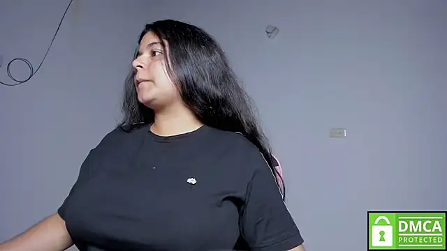 Snapshot of Little_Shaara chatting on September 2025 08:04:02 PM Little Shaara online show from September 2025 08:04:02 PM