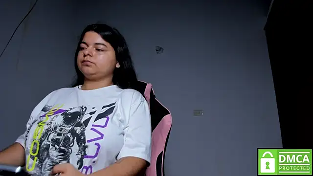 Snapshot of Little_Shaara chatting on November 2025 08:47:02 AM Little Shaara online show from November 2025 08:47:02 AM