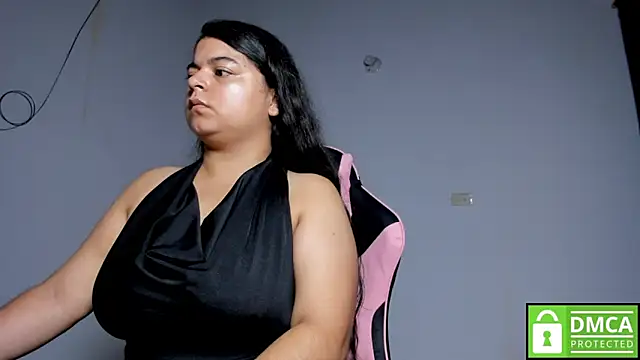 Snapshot of Little_Shaara chatting on November 2025 08:51:01 AM Little Shaara online show from November 2025 08:51:01 AM