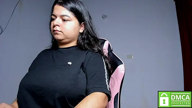 Snapshot of Little_Shaara chatting on October 2025 08:45:01 AM Little Shaara online show from October 2025 08:45:01 AM