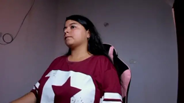 Snapshot of Little_Shaara chatting on October 2025 08:19:02 PM Little Shaara online show from October 2025 08:19:02 PM