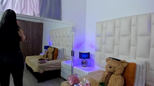 Ariana rouse online show from March 2026 05:03:02 PM