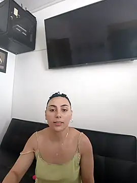 Ariana rouse online show from December 2025 05:12:01 PM