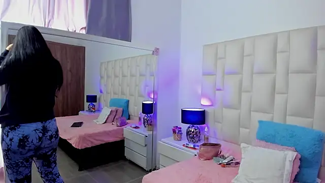 Ariana rouse online show from November 2025 03:12:02 PM