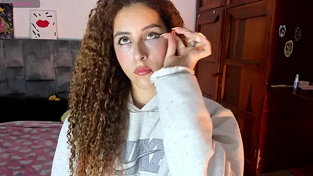 Isangel  online show from November 2025 05:08:02 AM