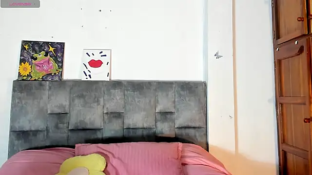 Isangel  online show from November 2025 02:27:01 AM