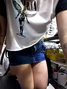 Snapshot of samathasexx chatting on October 2025 10:20:01 PM samathasexx online show from October 2025 10:20:01 PM