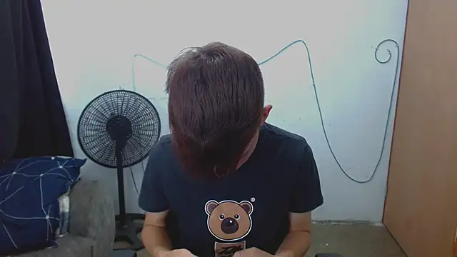 Alexxx lov online show from April 2026 12:39:01 PM