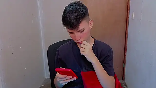 Alexxx lov online show from February 2026 12:26:01 PM