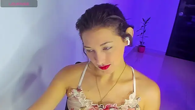 Snapshot of vicky__skinny_1 chatting on March 2025 01:50:02 PM vicky skinny 1 online show from March 2025 01:50:02 PM