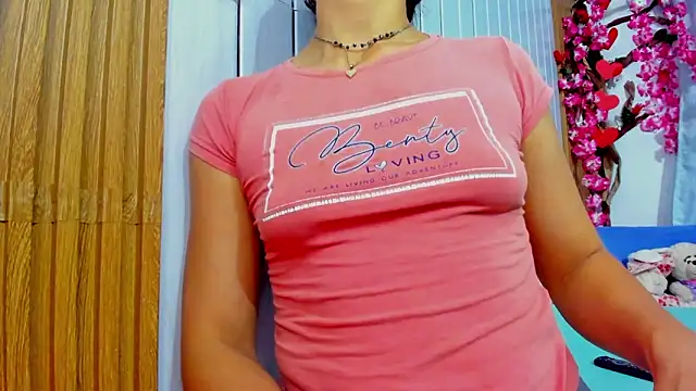 Snapshot of vicky__skinny_1 chatting on March 2025 03:32:01 AM vicky skinny 1 online show from March 2025 03:32:01 AM