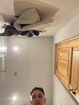 Snapshot of funkymartin chatting on March 2025 04:13:01 AM funkymartin online show from March 2025 04:13:01 AM