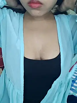 JANVI MISHRA1 online show from May 2026 06:18:01 PM