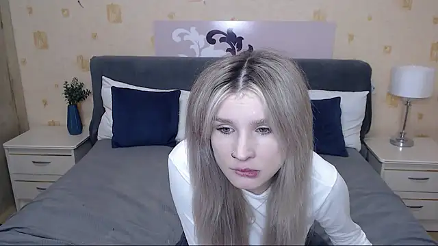 Snapshot of Chloe_Addison chatting on September 2025 08:12:01 PM Chloe Addison online show from September 2025 08:12:01 PM