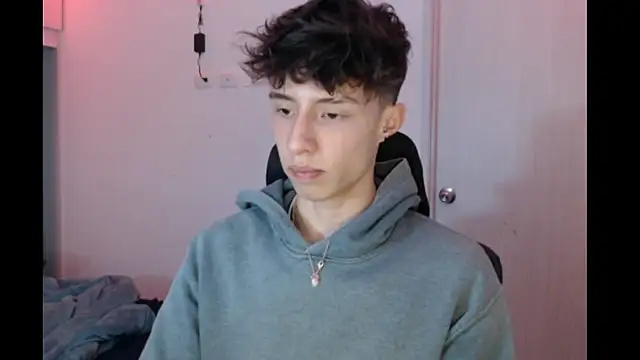 Juanmres online show from November 2025 04:56:02 AM