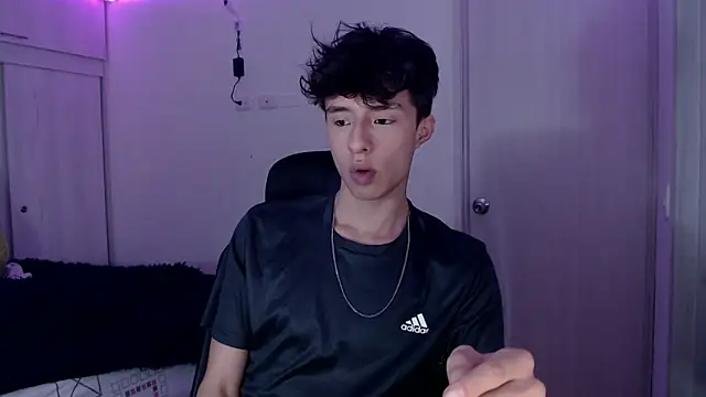 Juanmres online show from February 2026 09:49:01 PM