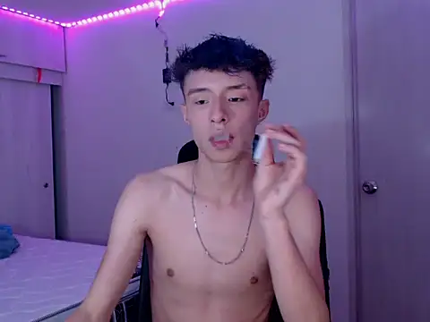 Juanmres online show from March 2026 09:07:02 PM