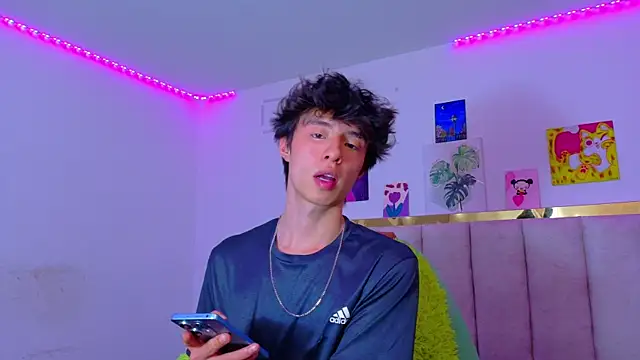 Juanmres online show from June 2026 05:13:01 AM