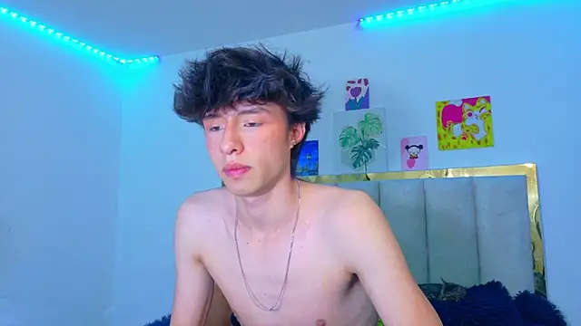 Juanmres online show from July 2026 08:34:02 PM