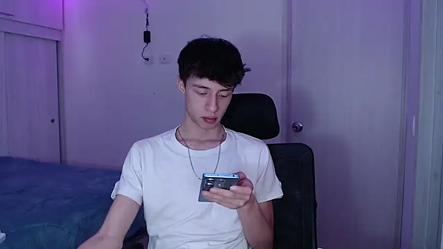 Juanmres online show from April 2026 02:10:02 PM