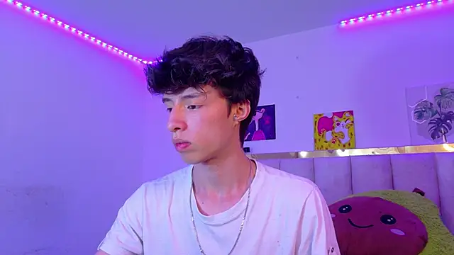 Juanmres online show from May 2026 10:16:02 PM