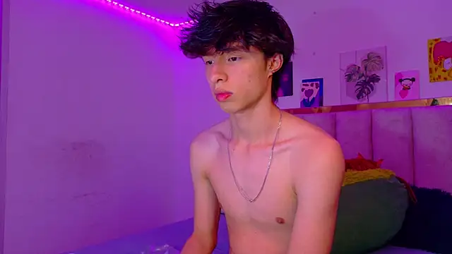 Juanmres online show from July 2026 11:45:01 PM
