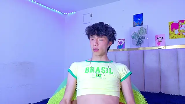 Juanmres online show from June 2026 06:52:01 PM