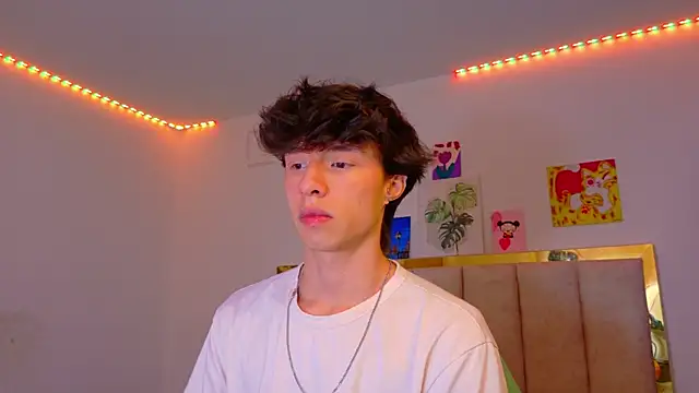 Juanmres online show from July 2026 05:12:02 PM