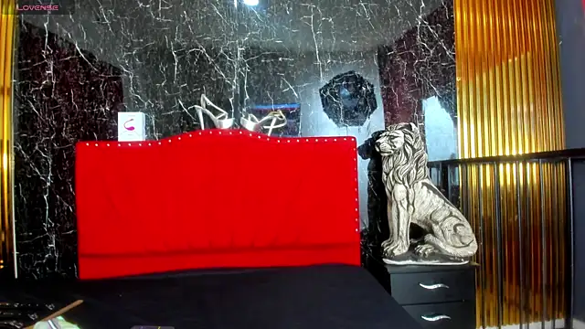  nicolesweet online show from April 2026 07:58:02 PM