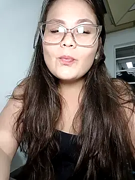 Vale Saenzz online show from September 2025 09:03:01 PM