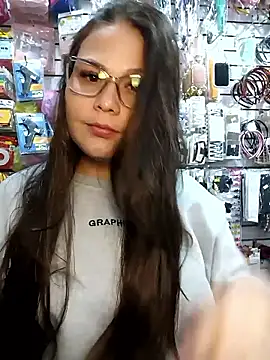 Vale Saenzz online show from January 2026 11:33:02 PM