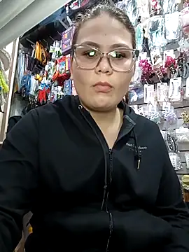 Vale Saenzz online show from September 2025 09:55:01 PM